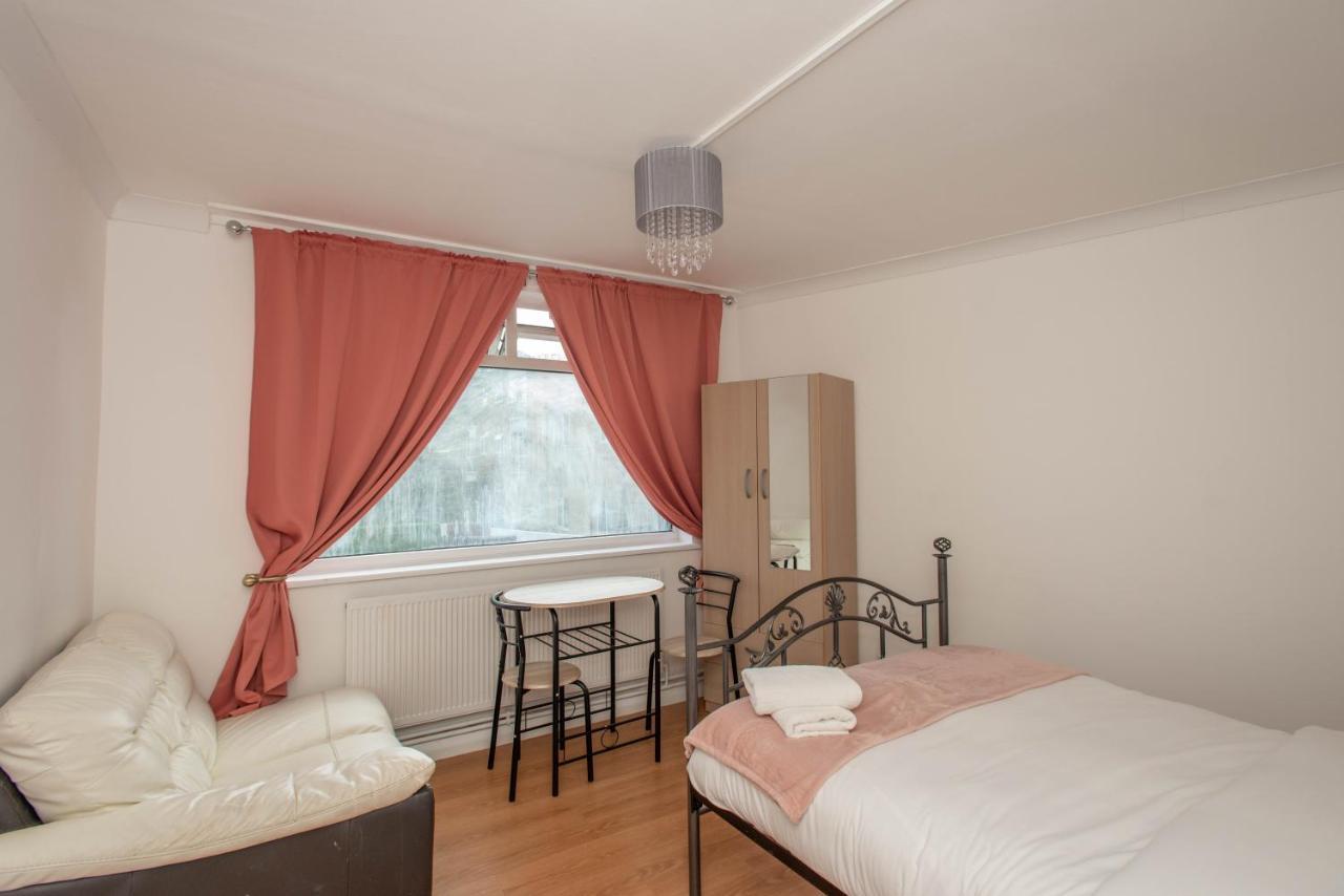Modern Apartments In Bromley, Greater London Near Tesco And Sundridge Park Station Bagian luar foto