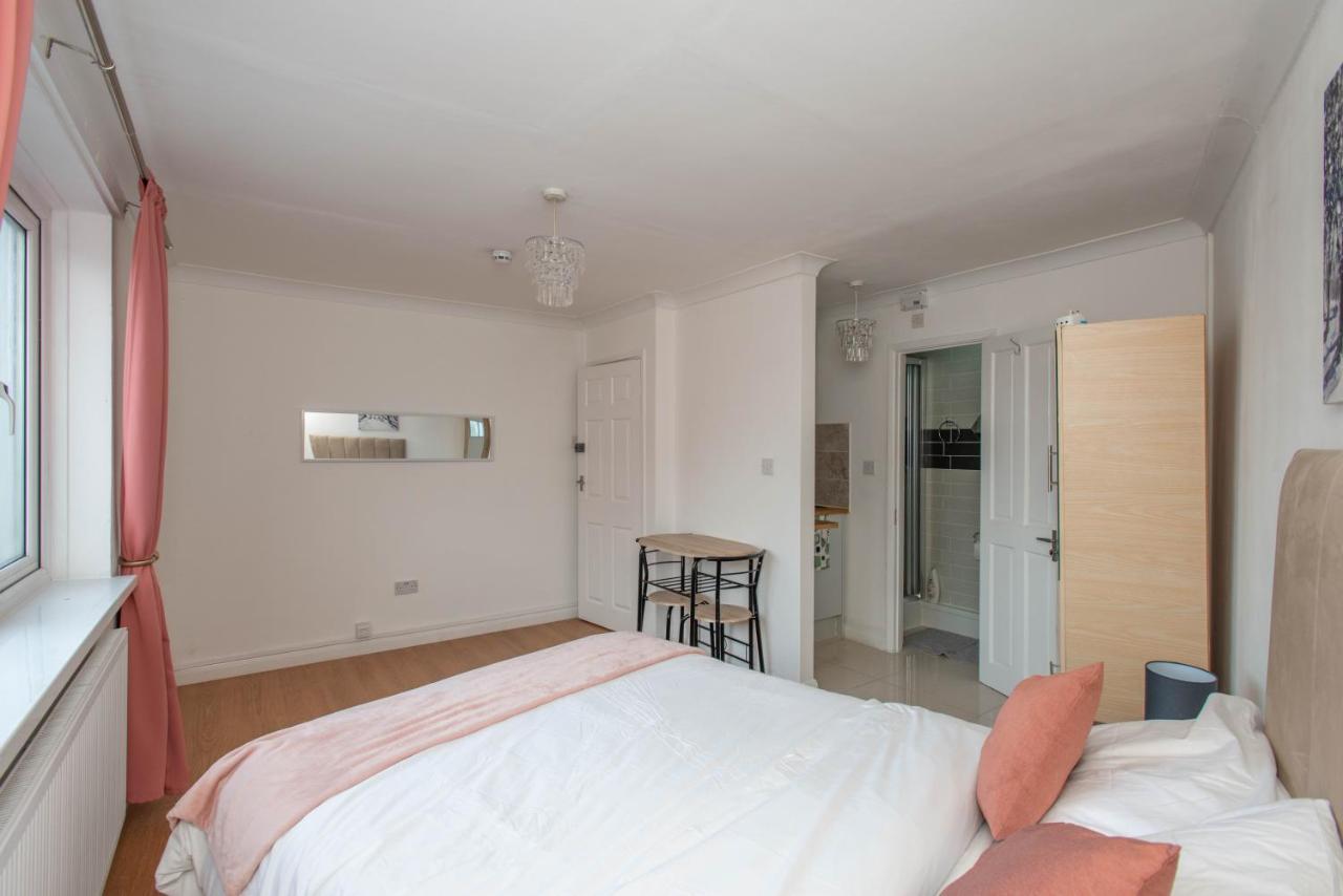 Modern Apartments In Bromley, Greater London Near Tesco And Sundridge Park Station Bagian luar foto